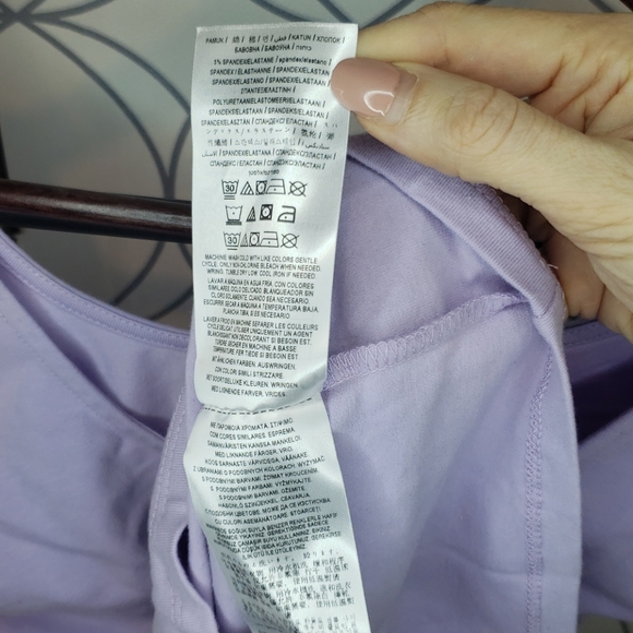 Euc guess size small zip front shirt - Picture 7 of 7